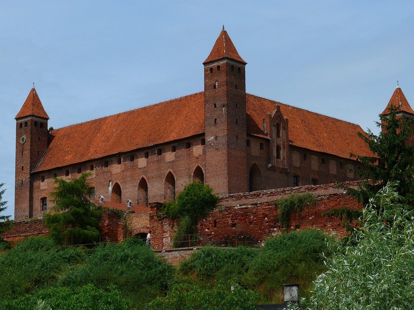 Zamkowa Skarpa Gniew 1