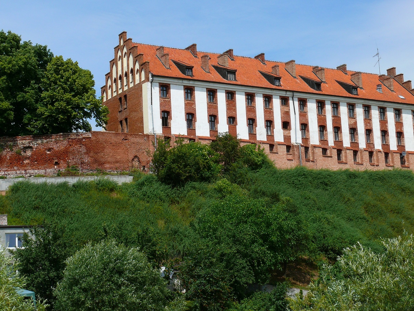 Zamkowa Skarpa Gniew 2