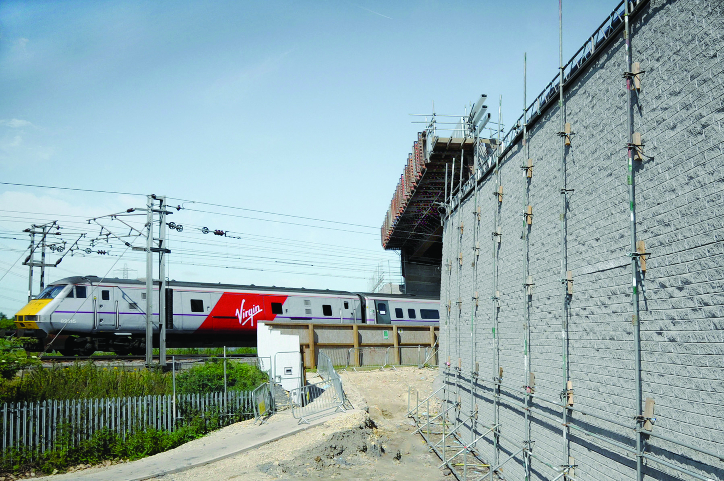 Ściana oporowa z prefabrykatów betonowych